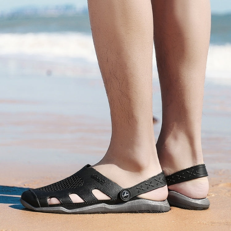 Lightweight Comfortable Non-slip Wearable Two-wear Casual Hole Shoes for Men