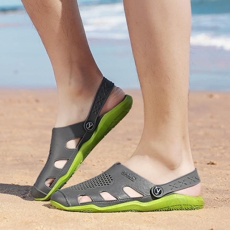 Lightweight Comfortable Non-slip Wearable Two-wear Casual Hole Shoes for Men
