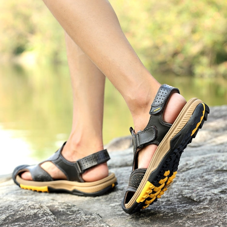 Non-slip Wearable and Comfortable Breathable Toe Cap Beach Sandals for Men