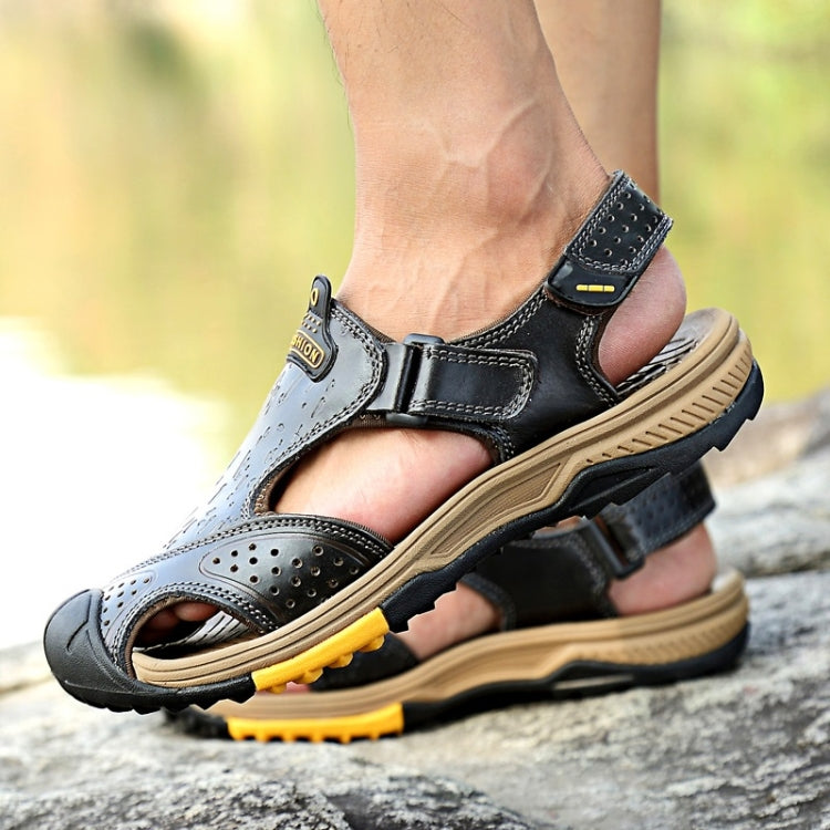 Non-slip Wearable and Comfortable Breathable Toe Cap Beach Sandals for Men