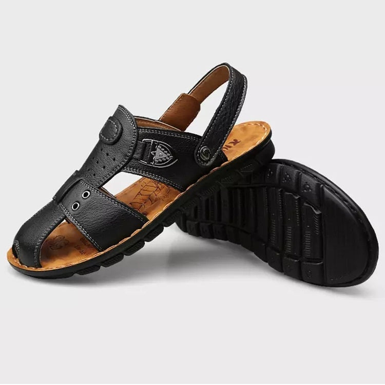 Non-slip Soft Bottom First Layer Cowhide Beach Wearable Sandals Slippers for Men