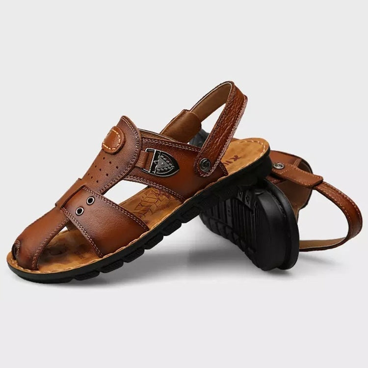 Non-slip Soft Bottom First Layer Cowhide Beach Wearable Sandals Slippers for Men