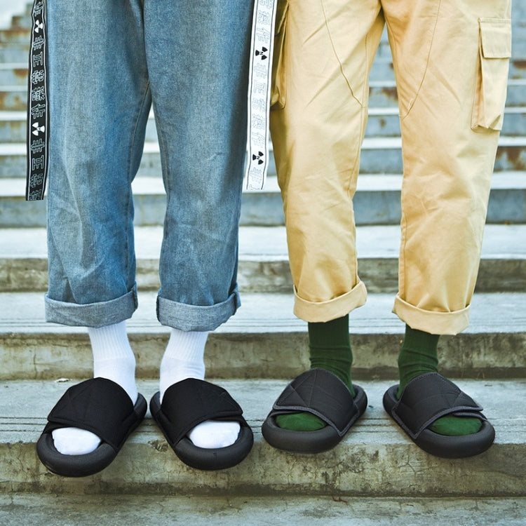 Fashion Trend Casual Lightweight Mesh Cloth Couple Slippers
