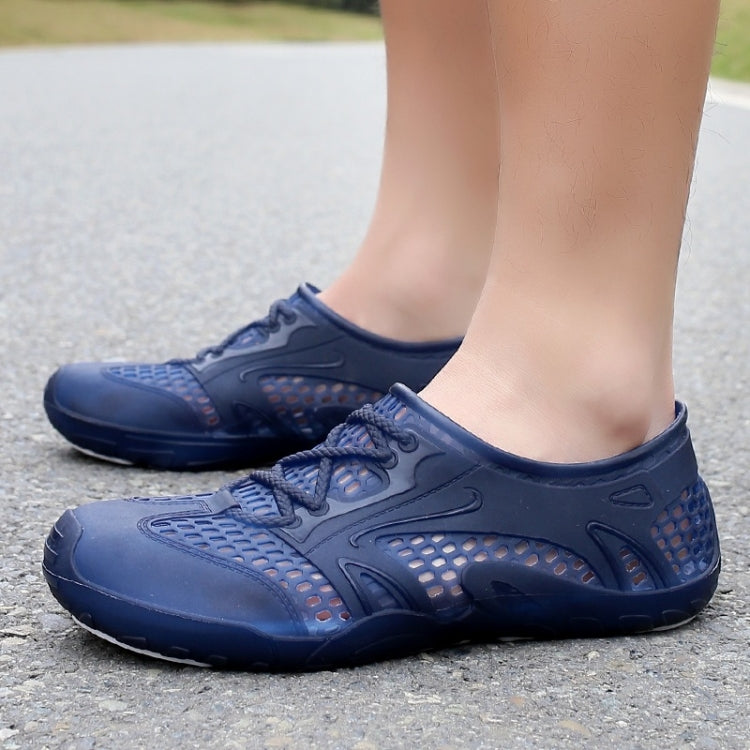 Hollow Breathable Comfortable Non-slip Wading Shoes Hole Shoes for Men
