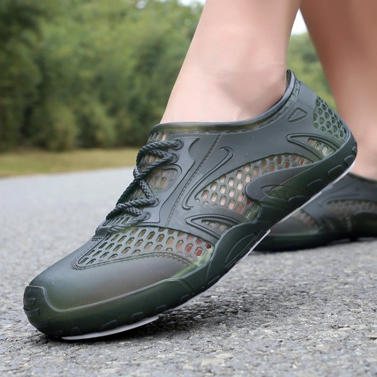 Hollow Breathable Comfortable Non-slip Wading Shoes Hole Shoes for Men