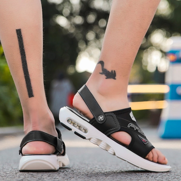 Youthful Trend Comfortable and Breathable Two-wear Sandals for Men