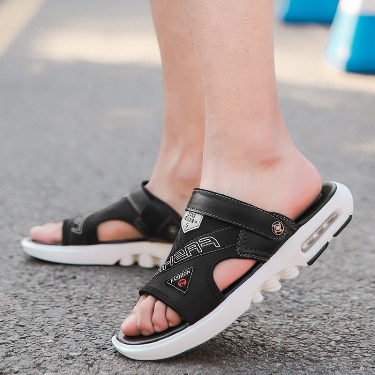 Youthful Trend Comfortable and Breathable Two-wear Sandals for Men