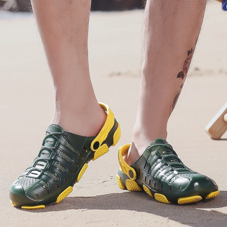 Youth Trend Comfortable and Breathable Two-wear Jelly Beach Hole Shoes for Men