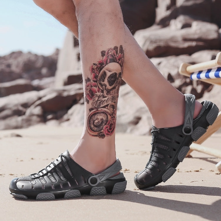 Youth Trend Comfortable and Breathable Two-wear Jelly Beach Hole Shoes for Men