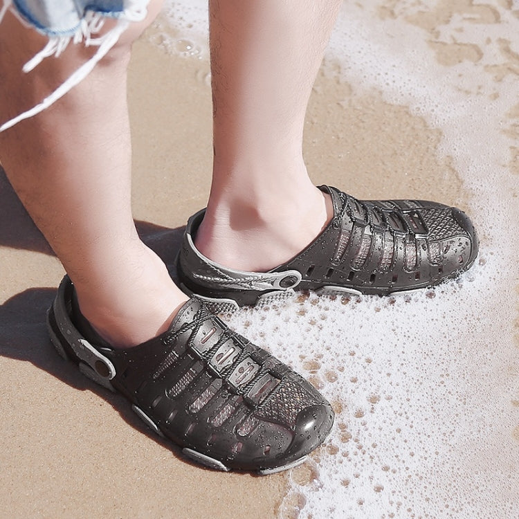 Youth Trend Comfortable and Breathable Two-wear Jelly Beach Hole Shoes for Men