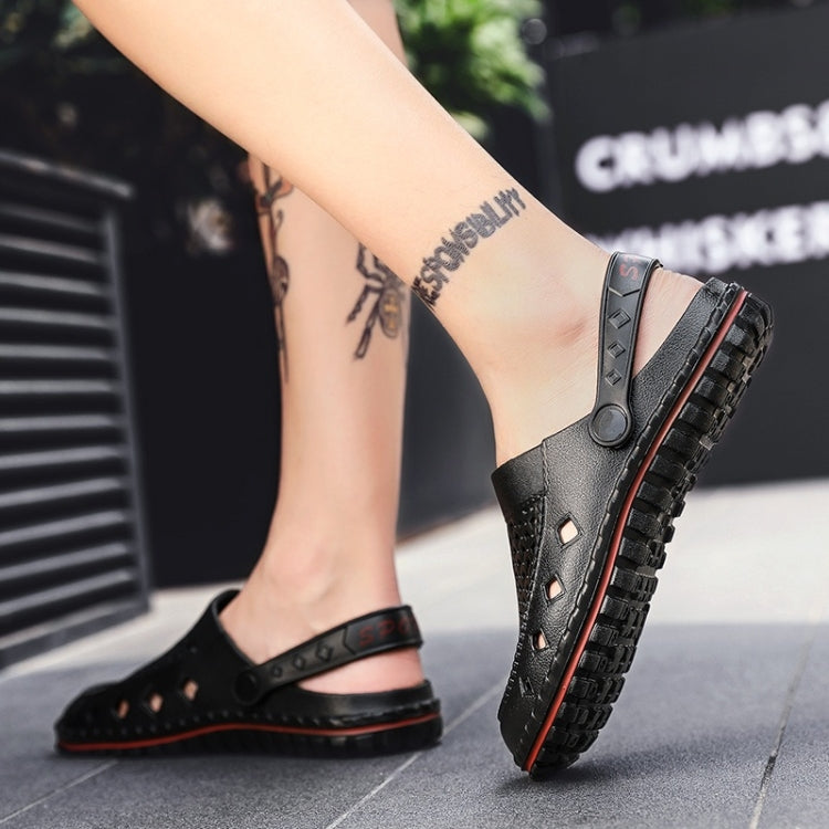 Youth Trend Hollow Soft and Comfortable Folding Resistance Beach Hole Shoes for Men