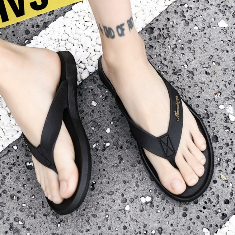 Trendy Simple Fashion Non-slip Flip-flops Beach Slippers for Men