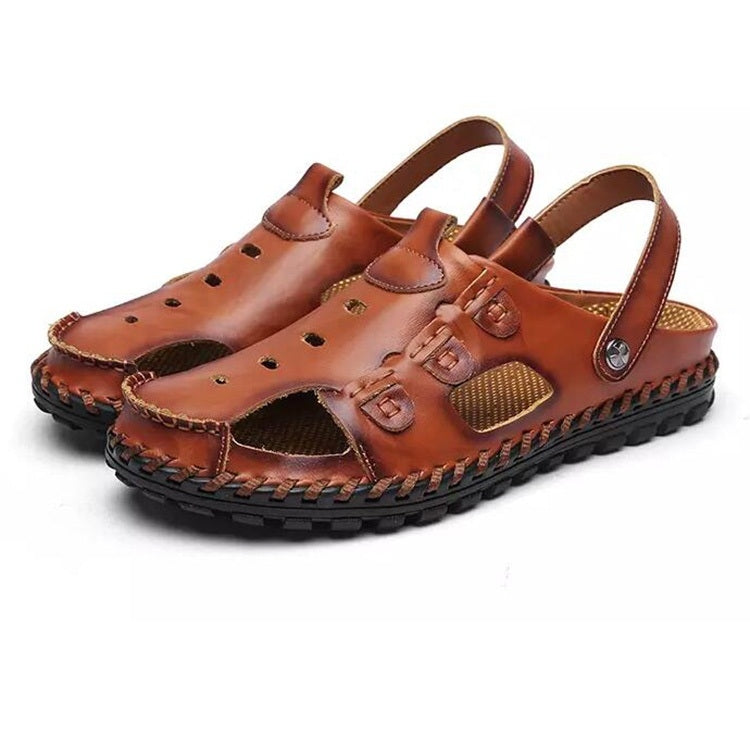Youth Trend Outdoor Leisure and Convenient Two-wear Sandals for Men