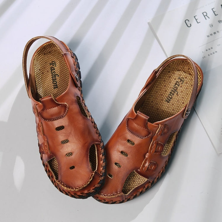 Youth Trend Outdoor Leisure and Convenient Two-wear Sandals for Men