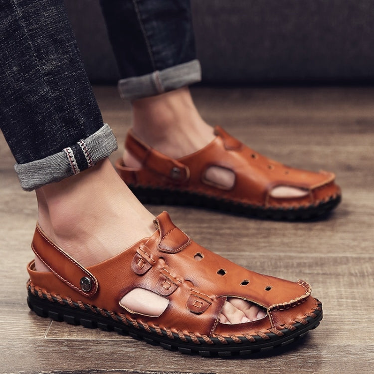 Youth Trend Outdoor Leisure and Convenient Two-wear Sandals for Men