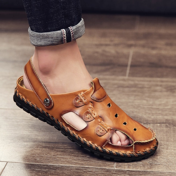 Youth Trend Outdoor Leisure and Convenient Two-wear Sandals for Men