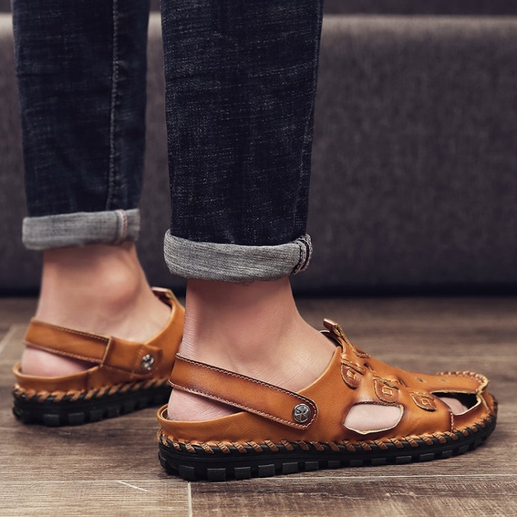 Youth Trend Outdoor Leisure and Convenient Two-wear Sandals for Men