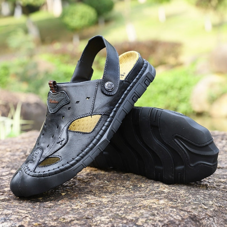 Comfortable Breathable Hollow Outdoor Leisure Beach Sandals for Men