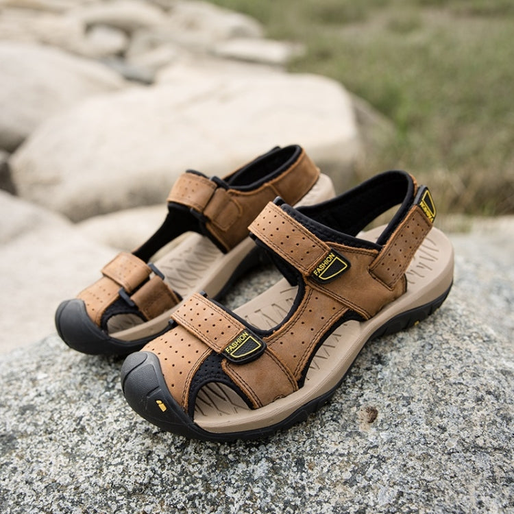 Matte Leather Outdoor Leisure Beach Sandals for Men