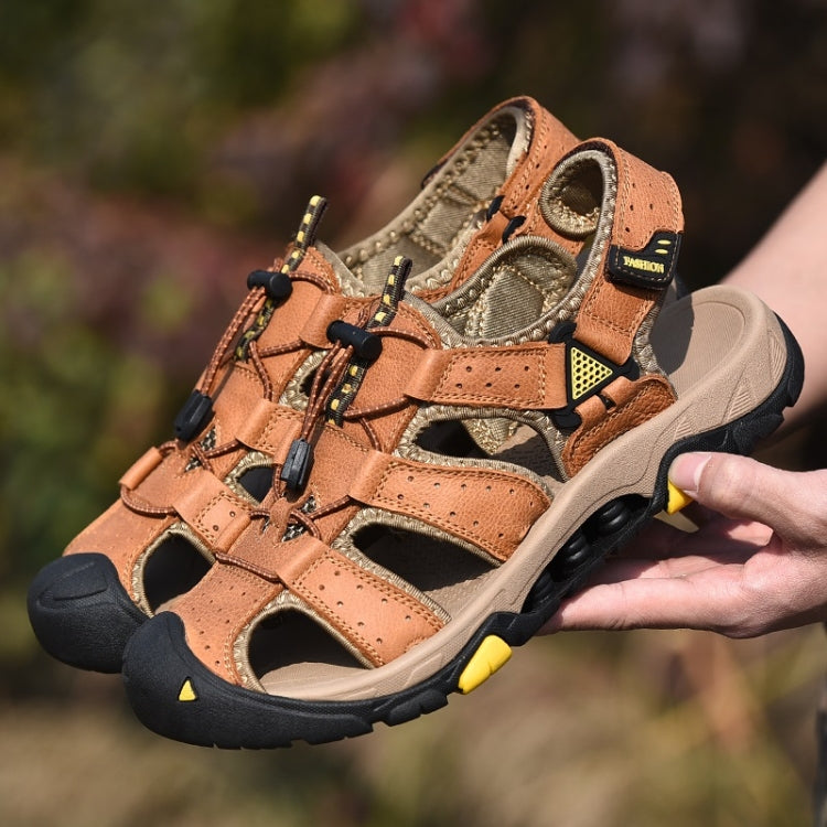 First Layer Cowhide Thick Bottom Outdoor Leisure Beach Sandals for Men