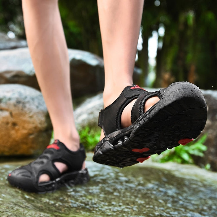Matte Leather Wear-resistant Outdoor Casual Beach Sandals for Men