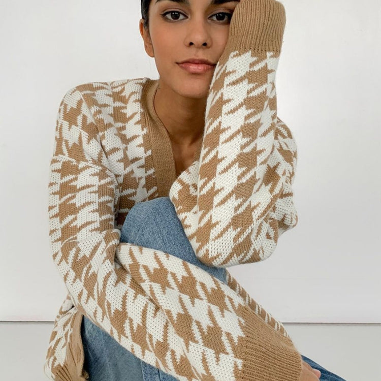 Loose V-neck Long-sleeved Knitted Cardigan Coat