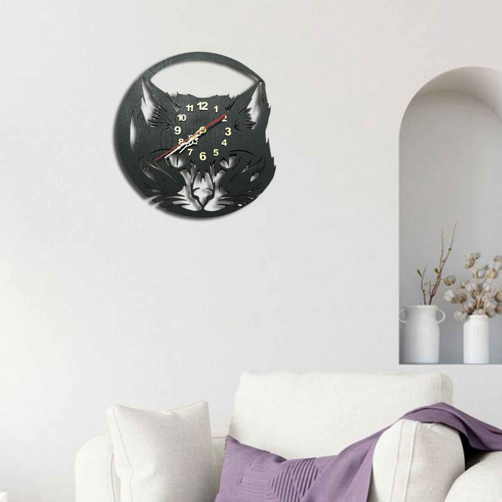 Wolf Wall Clock Battery Powered Silent Sweep for Living Room Birthday Gift