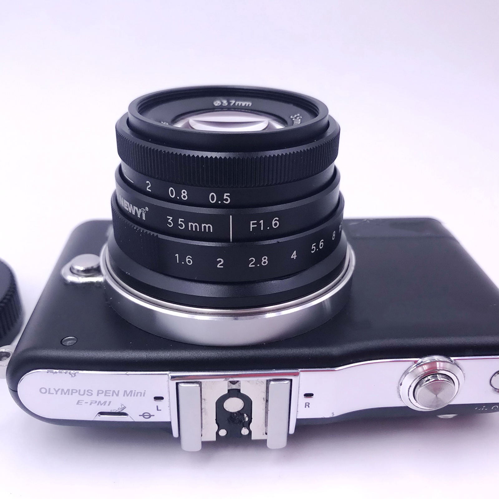 Mini 35mm f/1.6 APS-C Lens for Olympus epm1  E-PL2 E-PL7 E-PL8 E-M1 E-M5