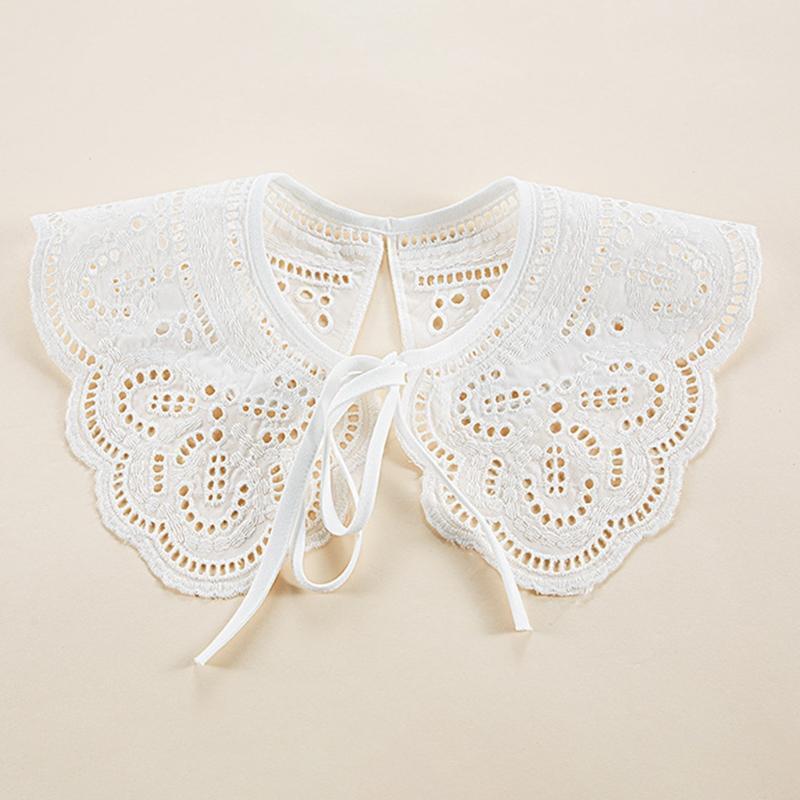 Women Hollow Out Dragonfly White False Collar Jacquard Shawl Necklace Capelet