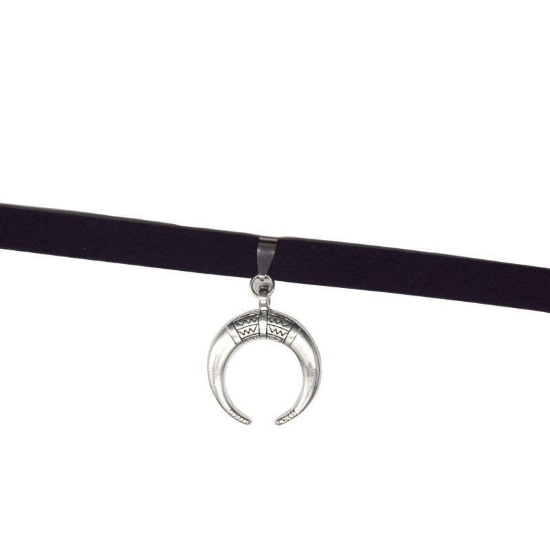 Velvet Choker Necklace Classic Gothic Collar Choker Necklace for Women Girls