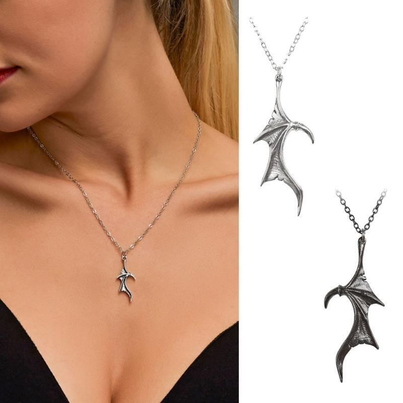 2 Pcs/Set Exquisite Bat Wing Heart Pendant Couple Necklace Jewelry Charms Decor