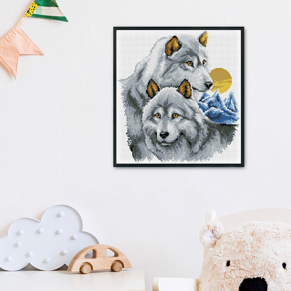 Cross Stitch Kits Printed DIY Embroidery 11CT Stamped (1070 Two Wolves)