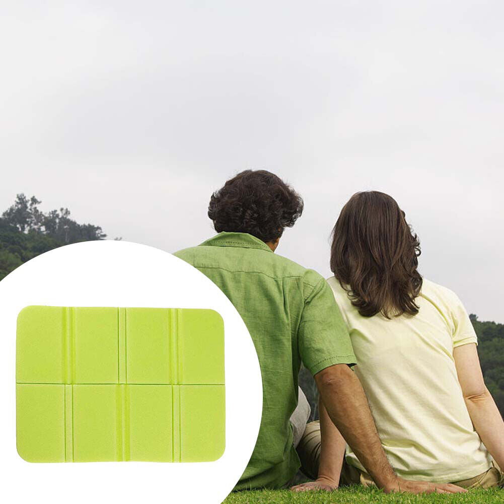 Folding Outdoor Travel Mat Moisture-proof Portable Picnic Seat Pad (Green)