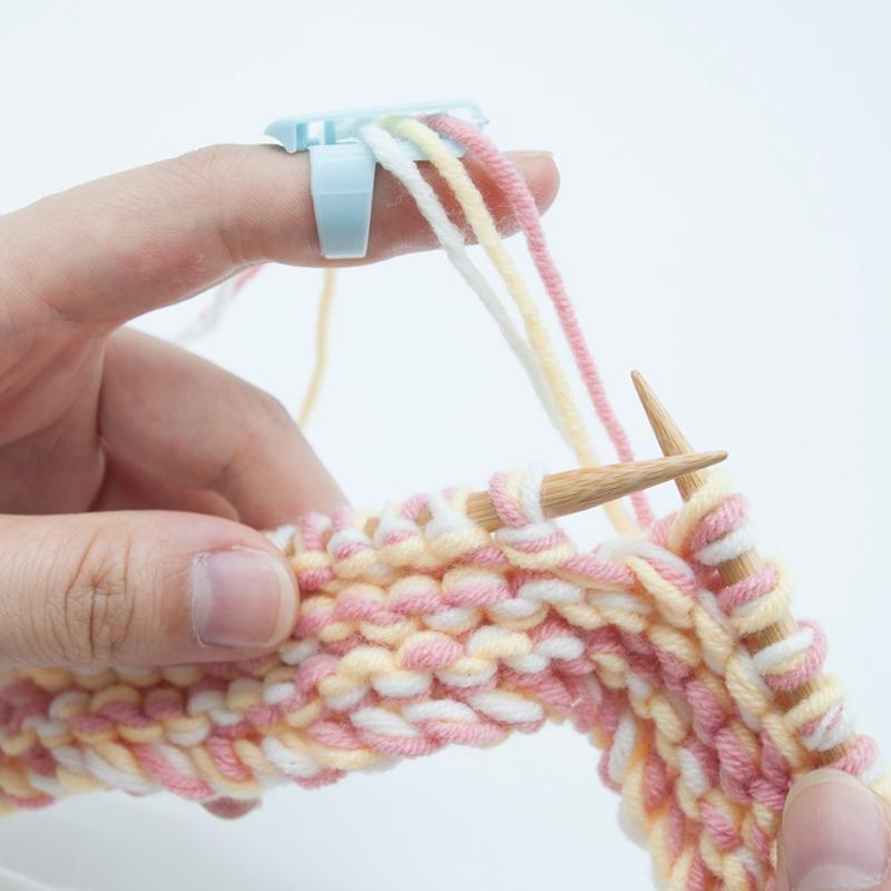 4pcs/set Finger Splitter Sweater Wool Knitting Tool 4 Yarn Guide Thimble Sewing