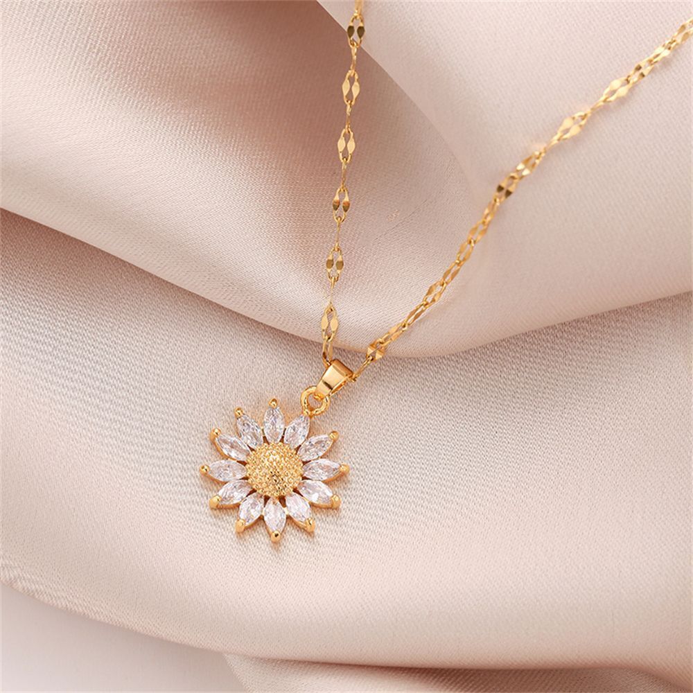 Jewelry Crystal Luxury Titanium Steel Sunflower Necklace Zircon Pendant Choker