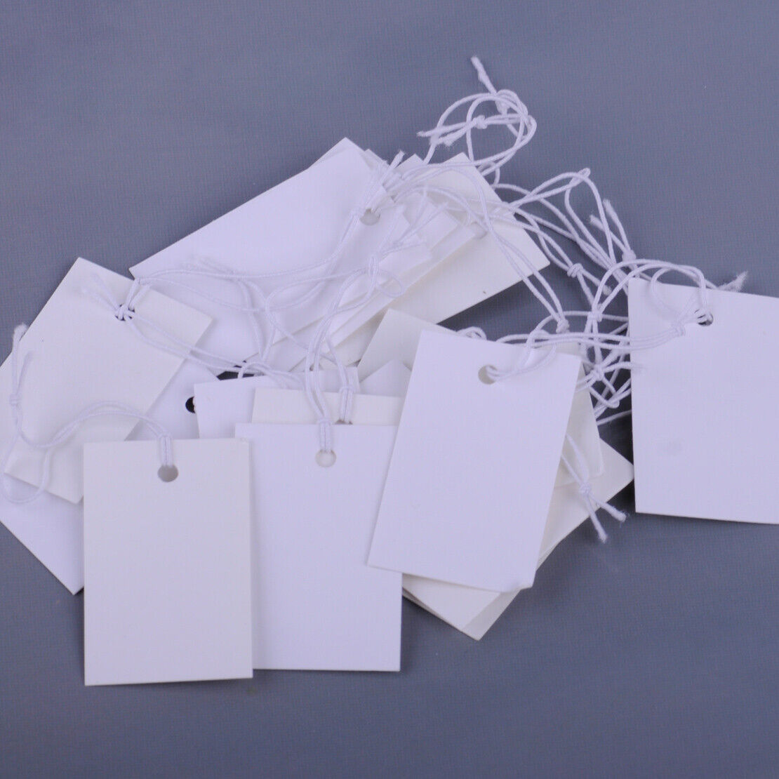 100pcs Blank White Price Tags Elastic String Strung Merchandise Paper Labels Li