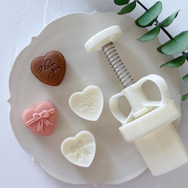 20g Small Heart Shaped Pastry Moulds Mooncake Molds Mooncake Mould Baking Gadget