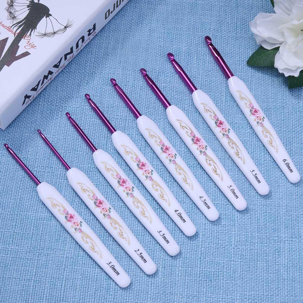 8pcs Plastic Handle Aluminium Crochet Hooks Sweater Knitting Needles Set