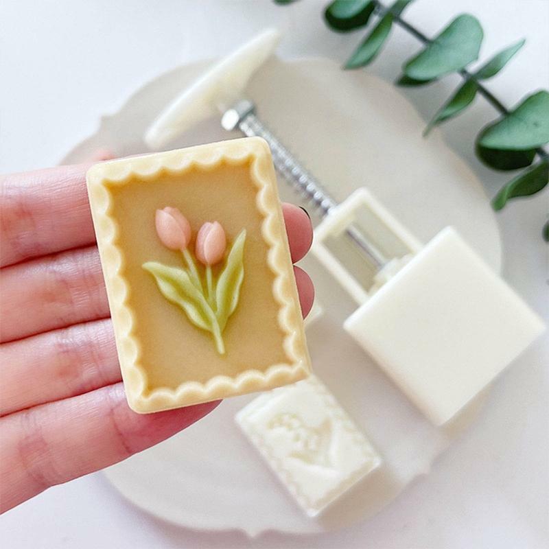 30g Cute Flower Shape Pastry Moulds Mooncake Molds Mooncake Mould Baking Gadgets
