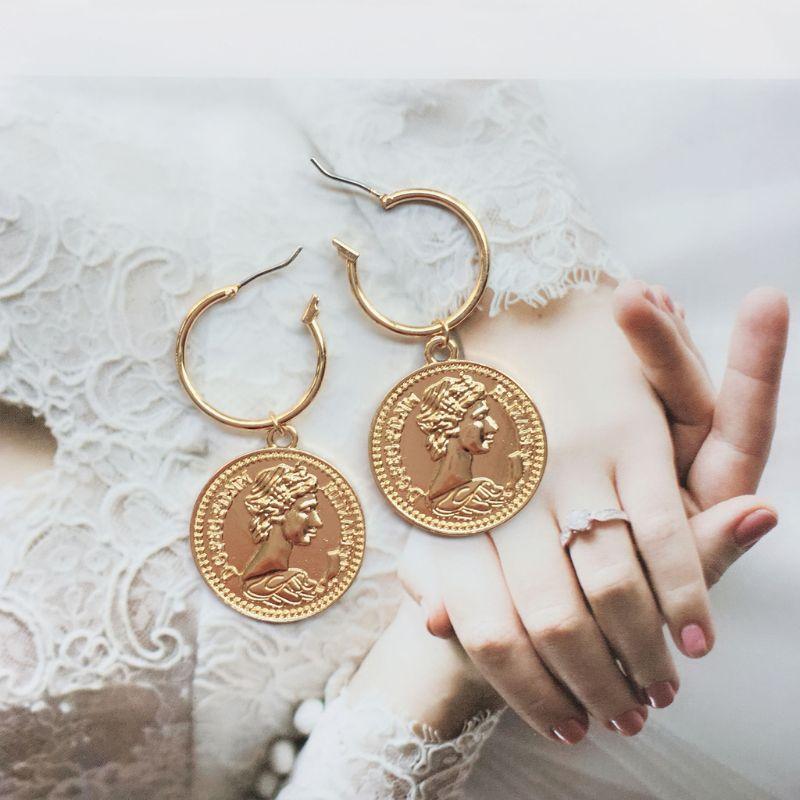 1 Pair Women Chic Portrait Coins Drop Hoop Earrings Jewelry for Anniversary Day