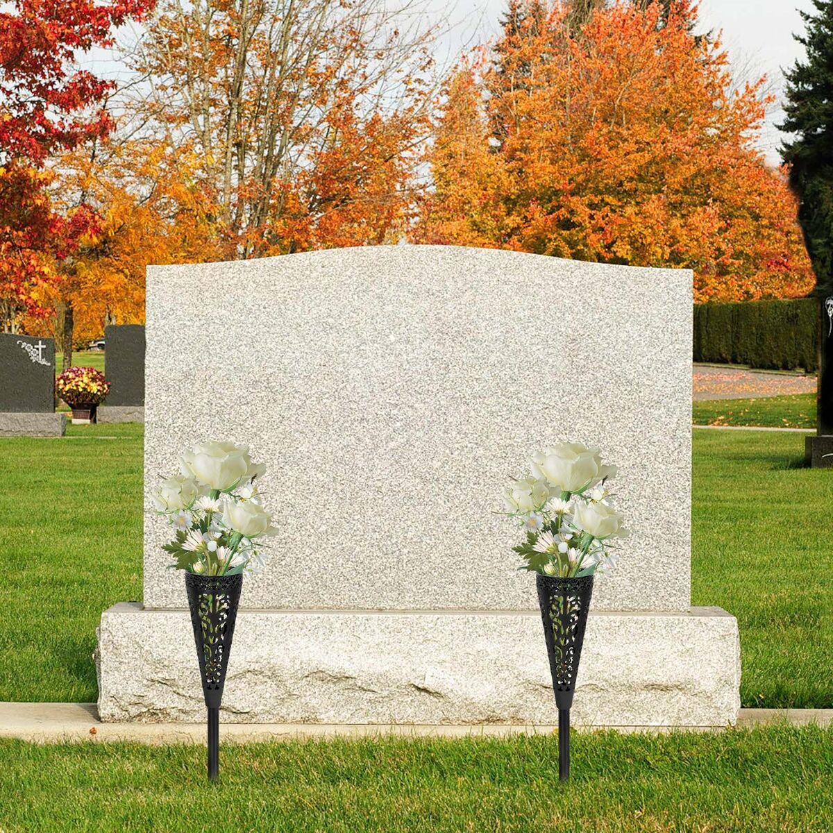 2Pcs Hollow Cemetery Courtyard Outdoor Flower Basket Garden Vase Flower Holder