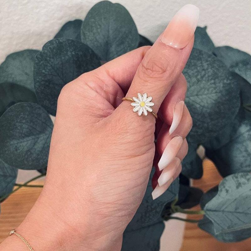 Flower Stress Relieveing Rings Anti Anxiety Daisy Spinning Ring Luxury Rings