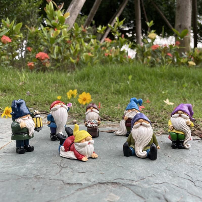 7 Pcs Christmas Dwarf Gnome Garden Statue Ornament Cute Courtyard Sculpture