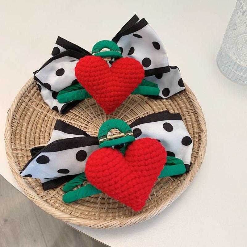 Knitted Heart Hair Claw Large Barrette French Design Hair Clamps Fashion Props