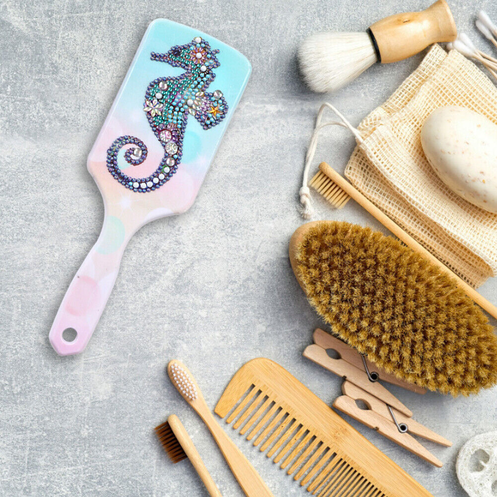 DIY Mosaic Rhinestone Animal Air Cushion Comb Diamond Painting Kit (SZ08)