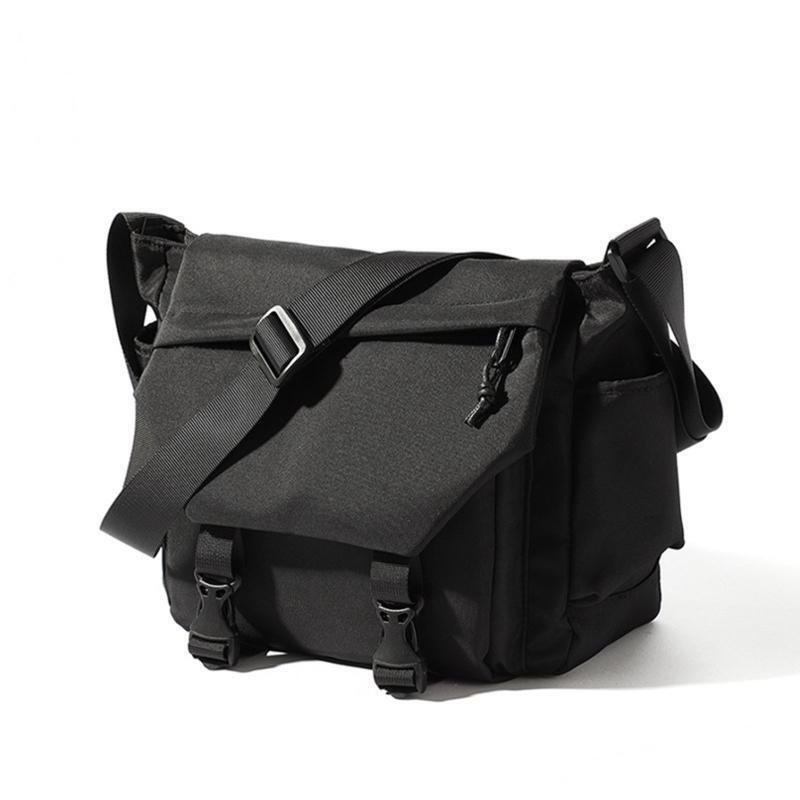 Durable Black Messenger Bag Crossbody Bags Sports Bag for Camping Climbing