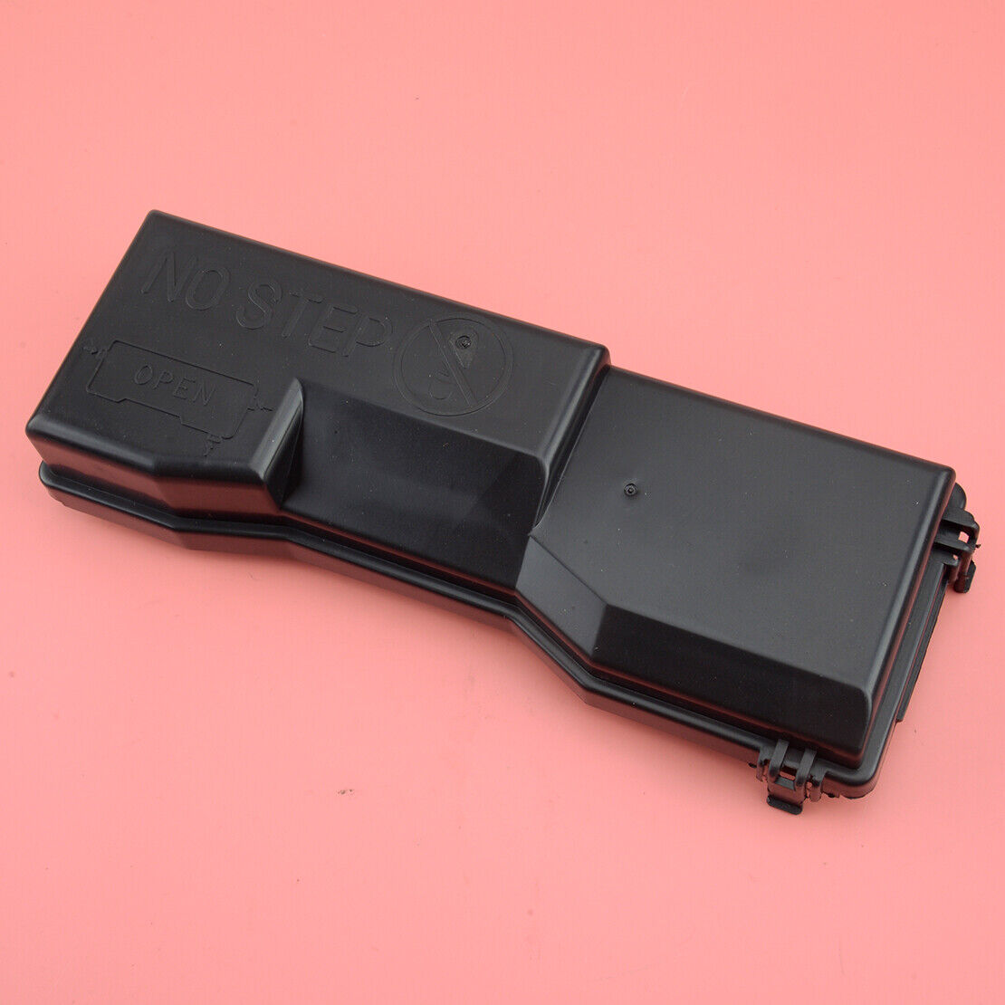 Relay Fuse Box Cover Assy Fit For ISUZU NPR NPR-HD NQR NRR 1995-2007