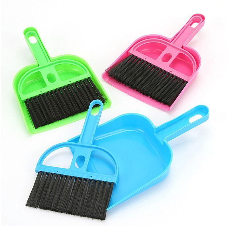 Mini Desktop Sweep Cleaning Brush Broom Dustpan Set Hamster Hedgehogs Waste Tool
