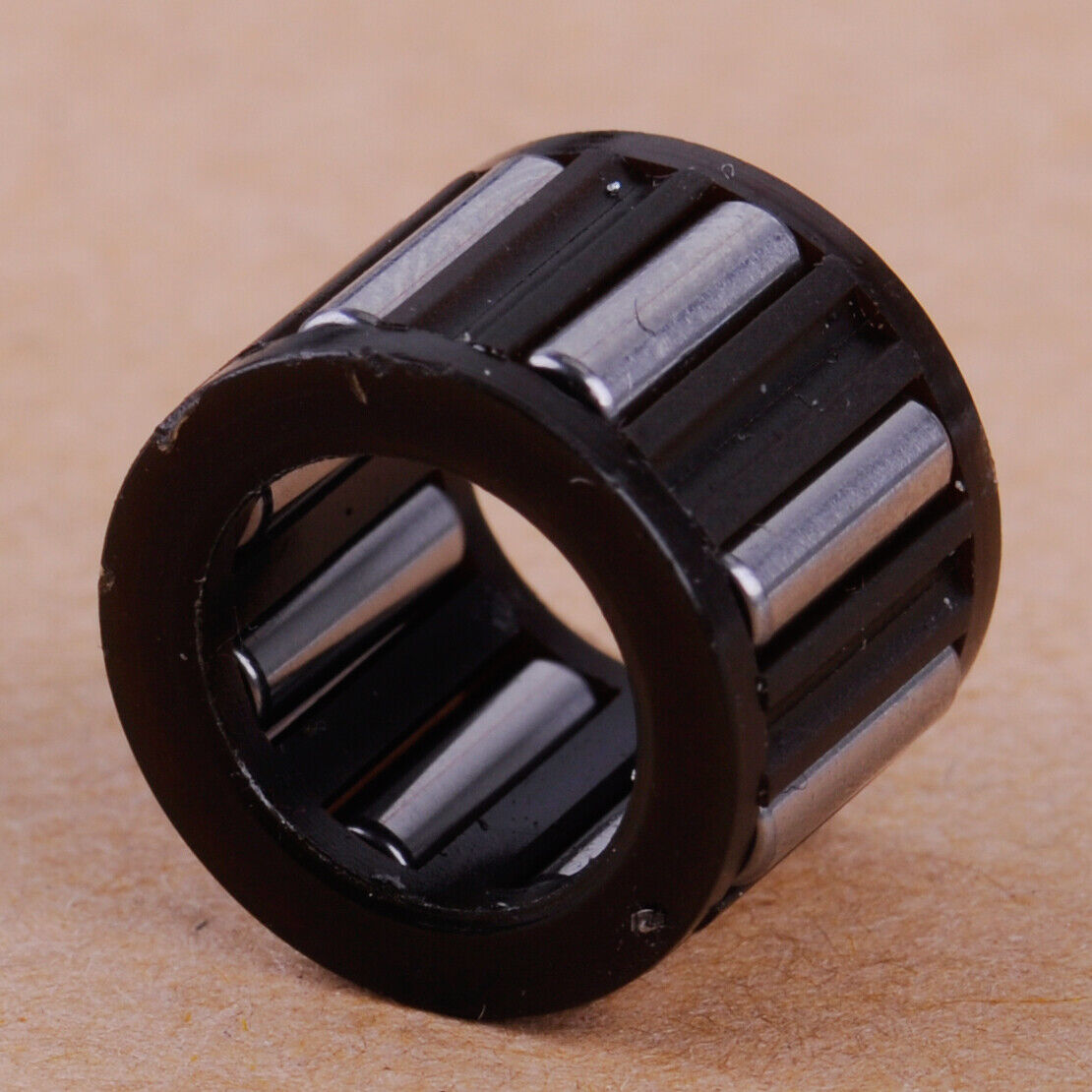 4pcs Piston Pin Bearing Needle Cage fit for Stihl 066 MS660 064 9512 003 3281 Li
