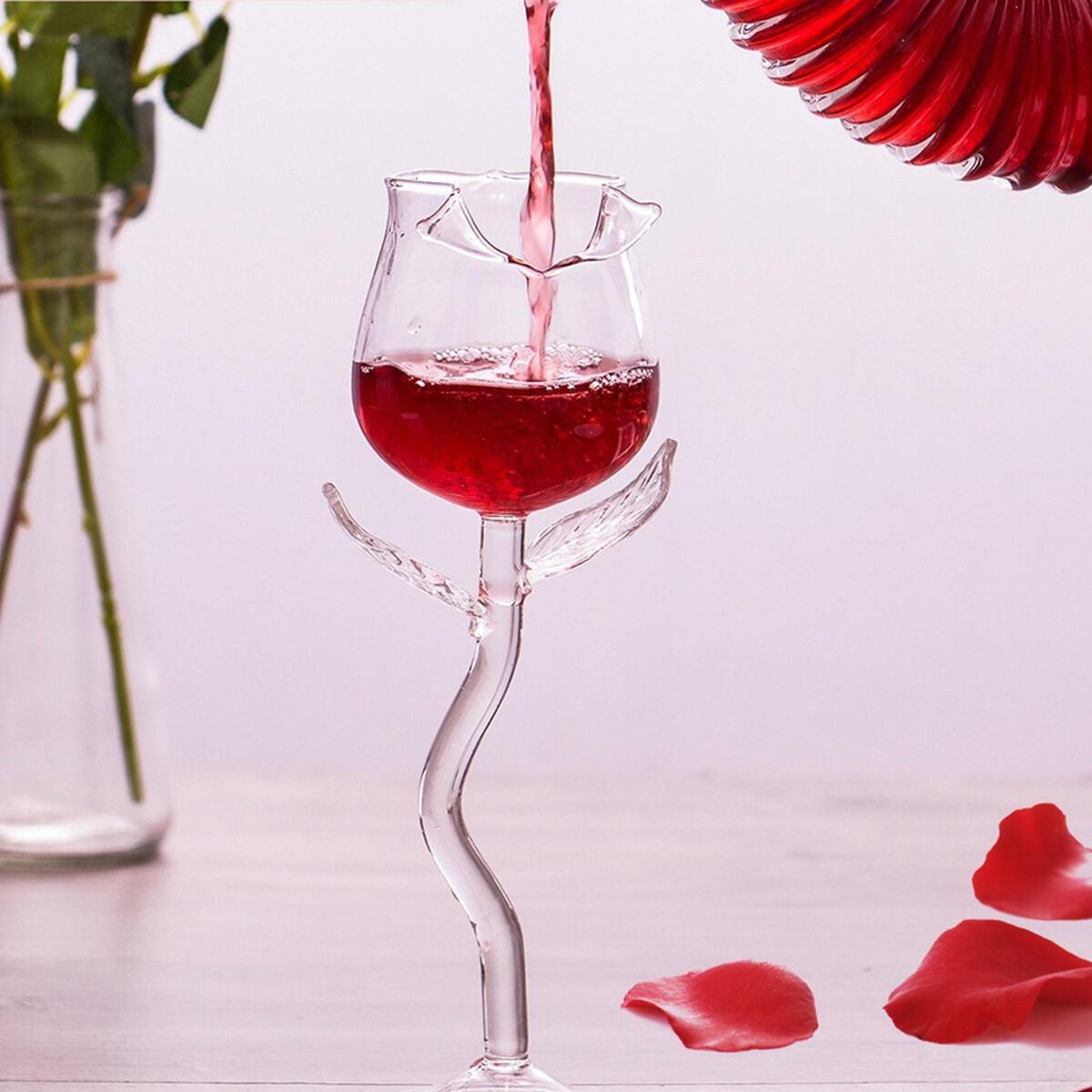 Exquisite  Flower Shape Wine  ware Cocktail es for Party